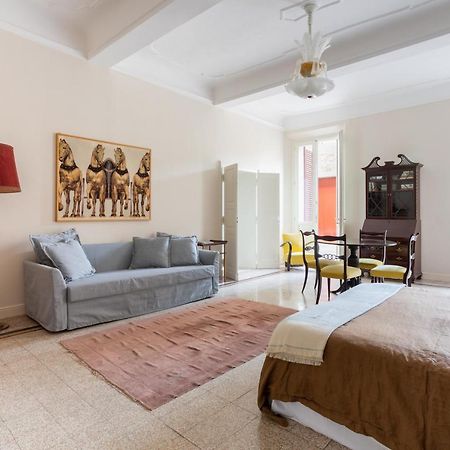 Palazzo Sabbioni Suite Del Conte Elegant Suite In Old Monastery City Center Ferrare Extérieur photo